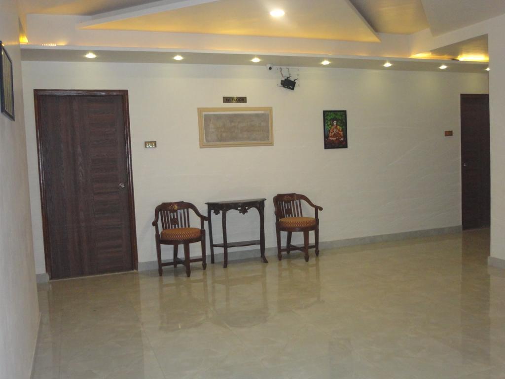 Hotel Banaras Haveli Varanasi Exteriör bild